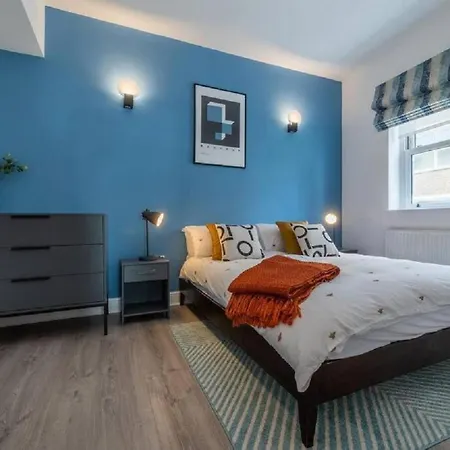 Two Bedroom - Tower Bridge - London City By Prime London Stays M-5